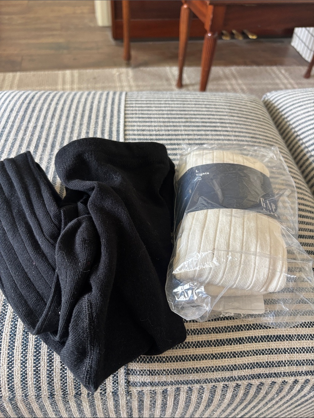 GAP Kids Ribbed tights - Black and Cream size large